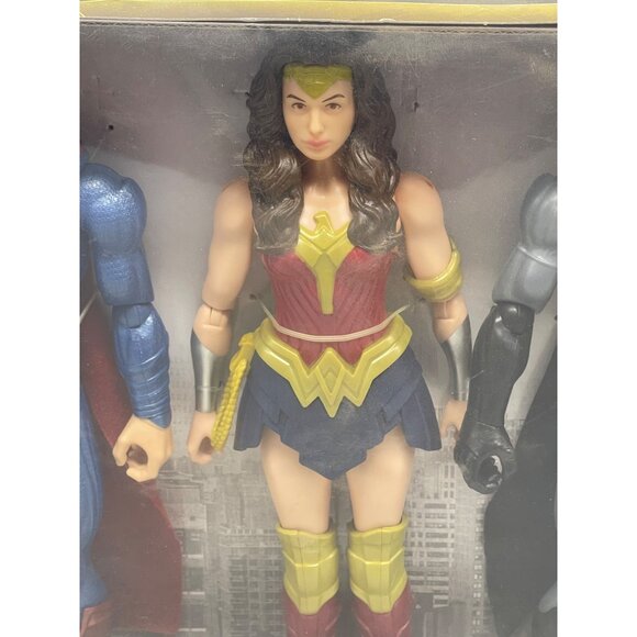 Mattel 2015 Batman v Superman: Dawn of Justice 12" Action Figures Wonder Woman R - Picture 3 of 12